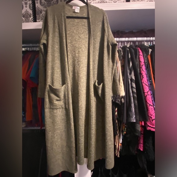 LuLaRoe Green Duster Cardigan With Pockets EUC Large - Picture 2 of 8